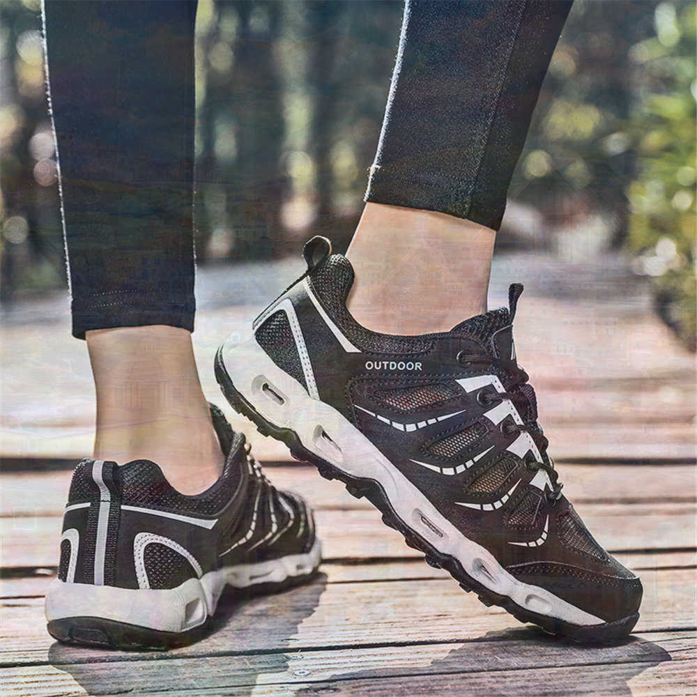Sumer Round Tip Silver Sneaker - đánh giá và giá Office Tech Products